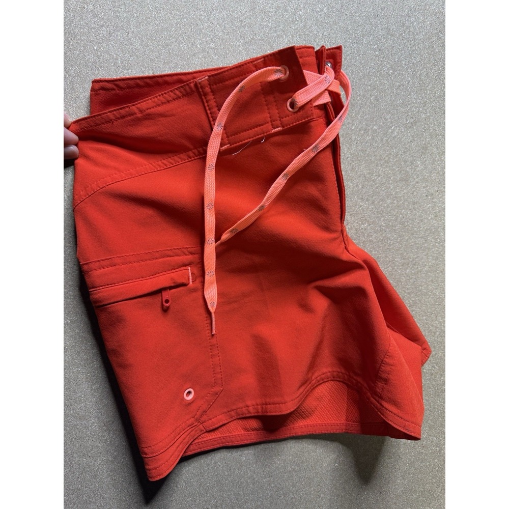 Athleta Women's Board Shorts Size 4 Saffron Red Activewear - Picture 2 of 6